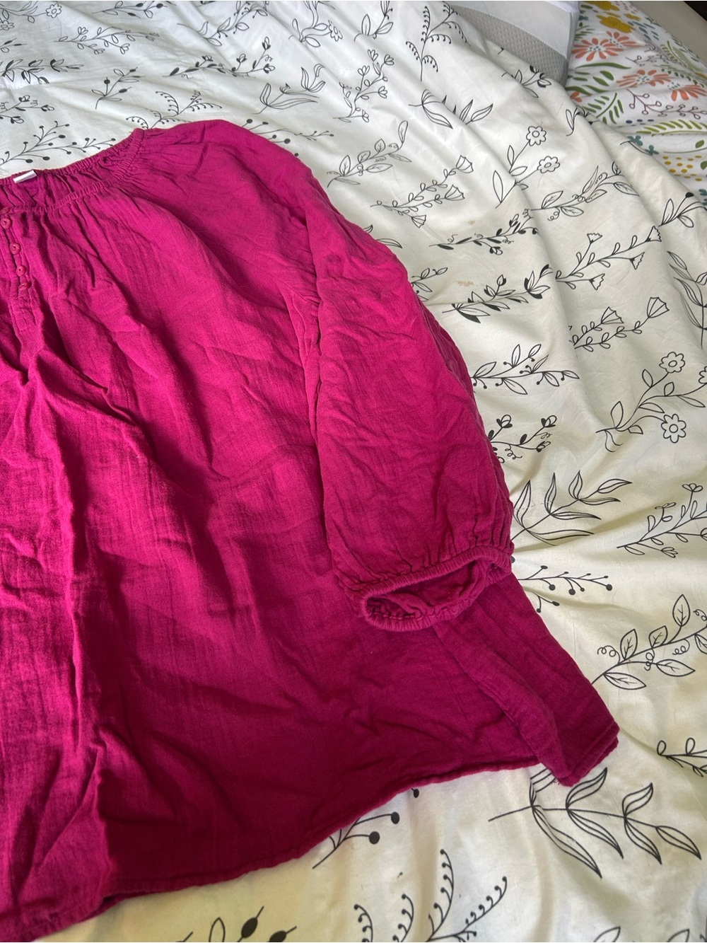 Old Navy Fuchsia Long Sleeve Peasant Blouse - Picture 3 of 4